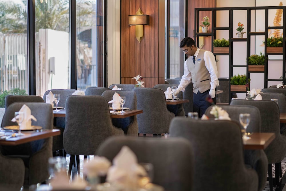 فندق ورويك الجبيل(Warwick Al Jubail Hotel) 52/70