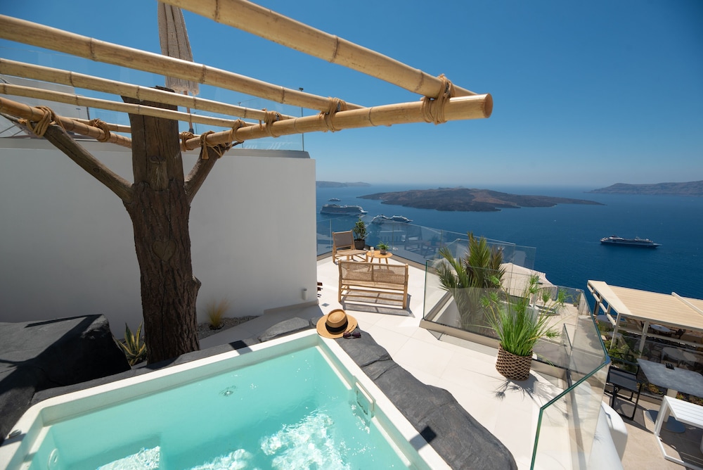 Day Dream Luxury Suites 47/81