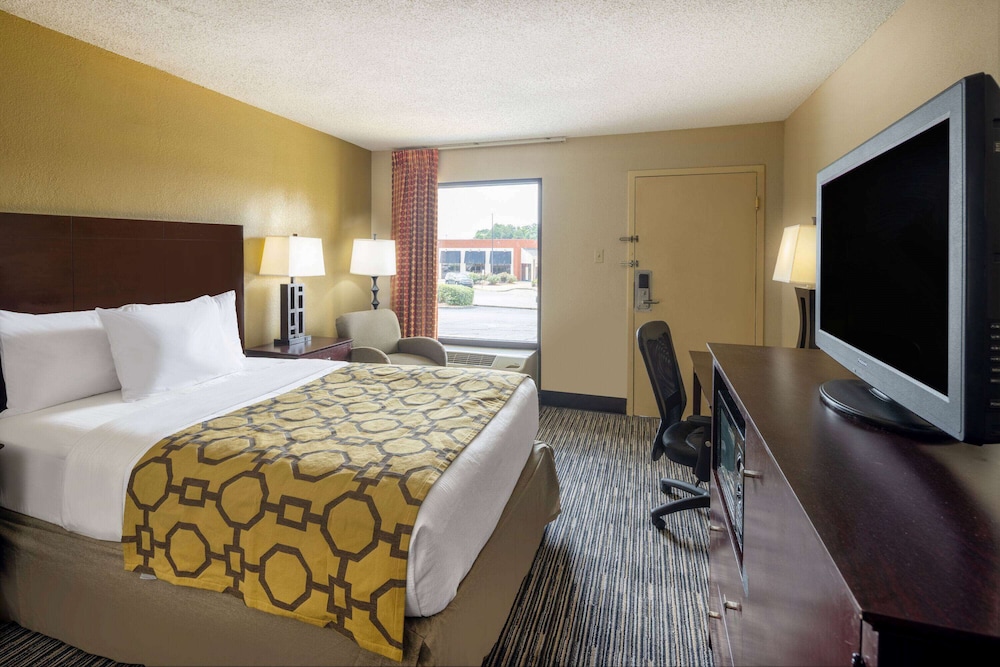 Park Inn by Radisson, Columbus State University Area 12/52