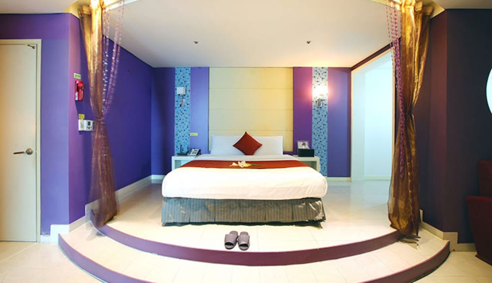 On Smart Hotel 12/42