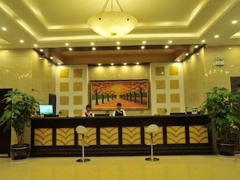 GreenTree Inn Kunming Chenggong University City HSR Station Shilin Street Express Hotel 9/57