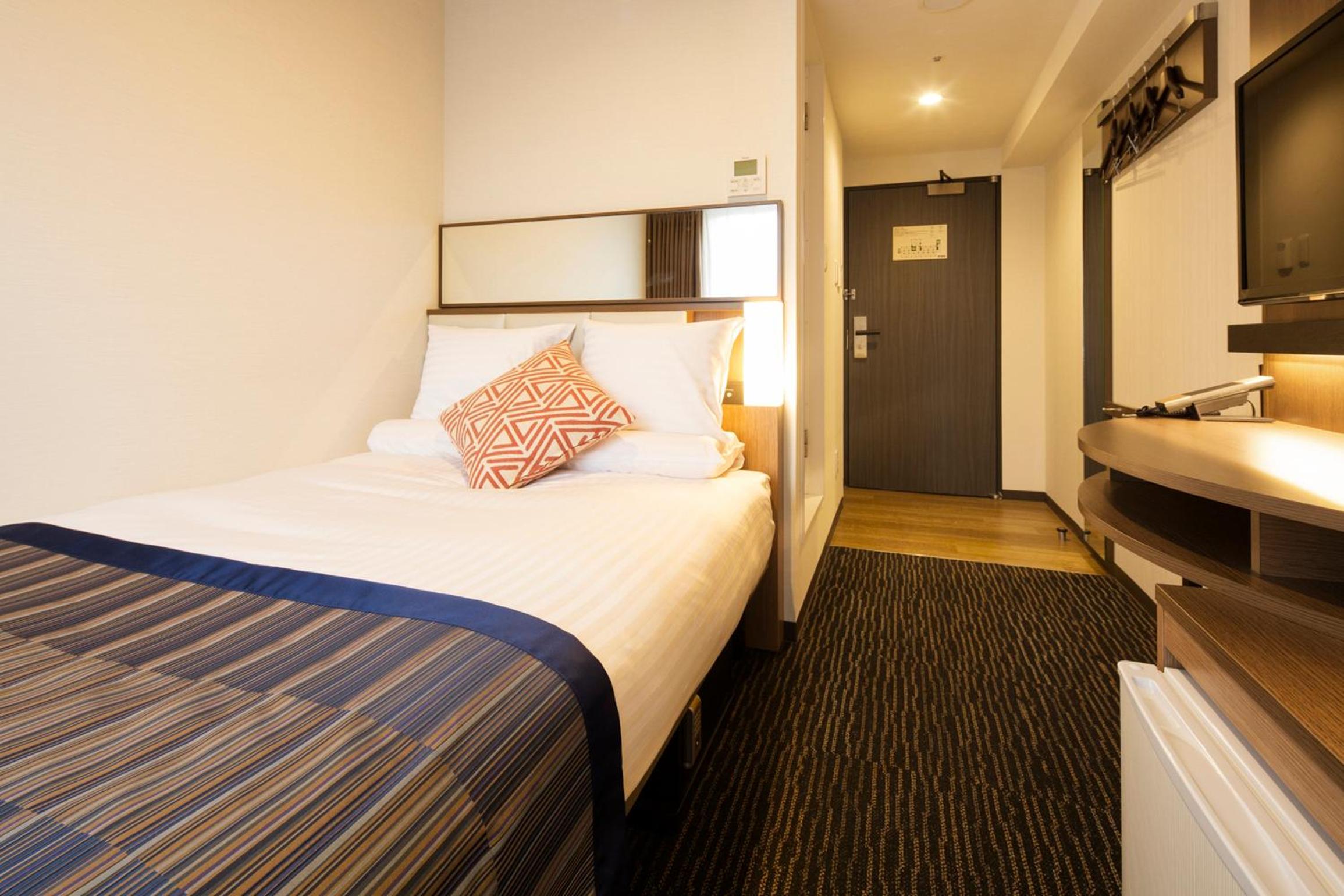 Standard, Double Bed, Small
