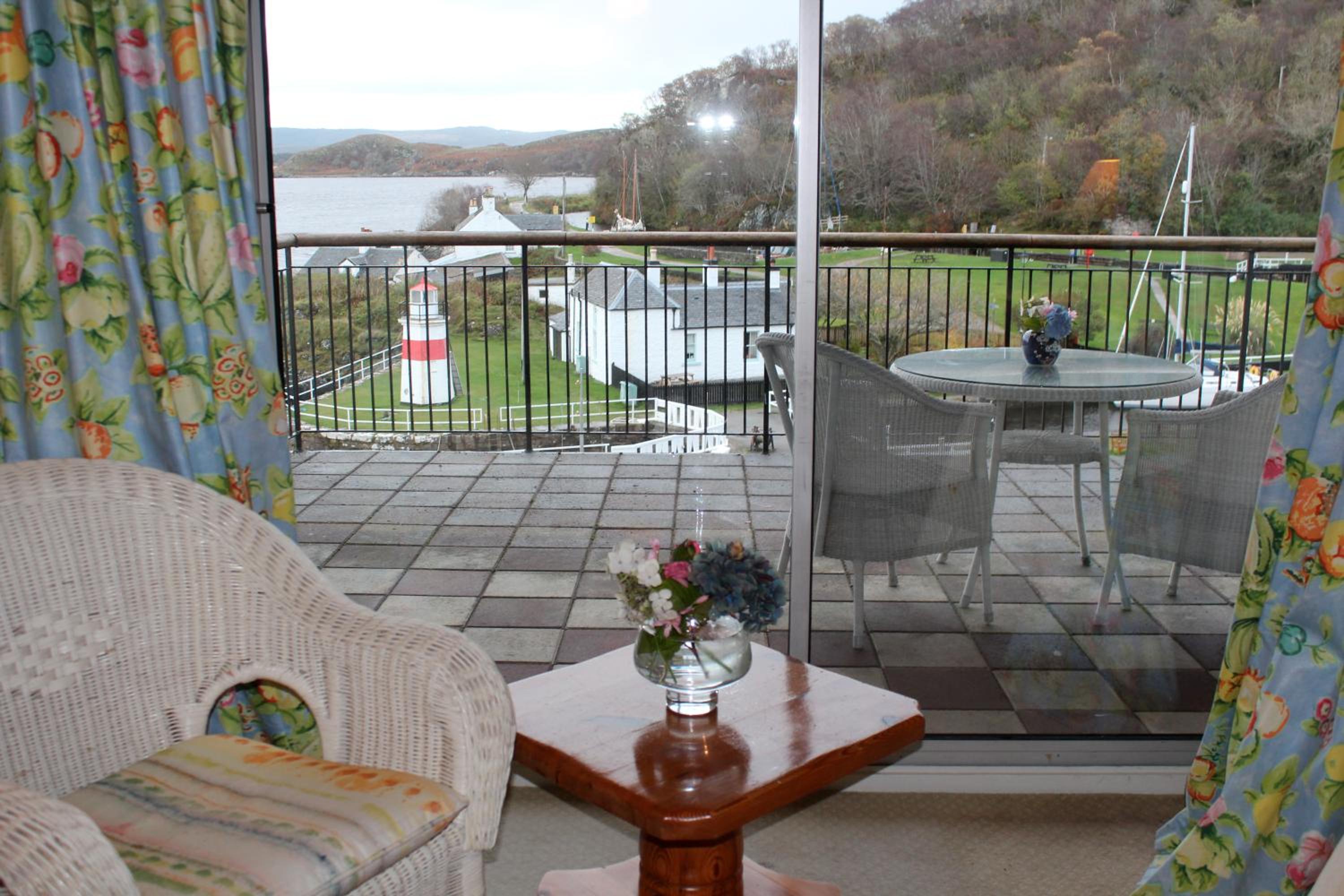 Crinan Hotel 24/50