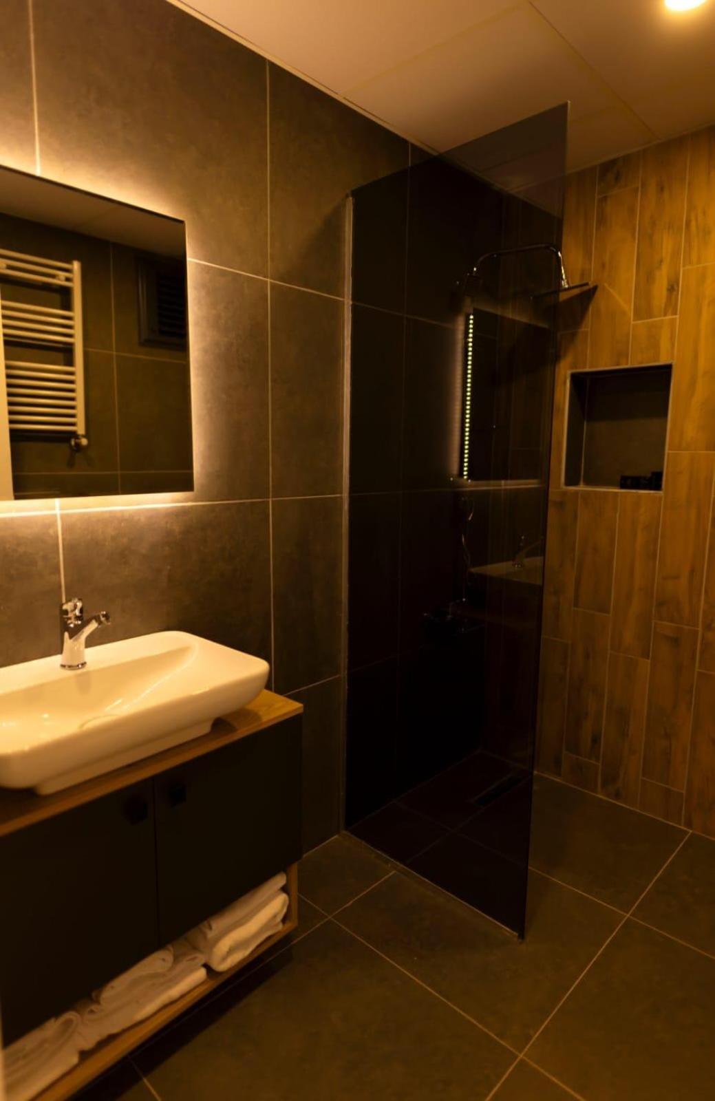 Grand Isbilir Hotel 42/44