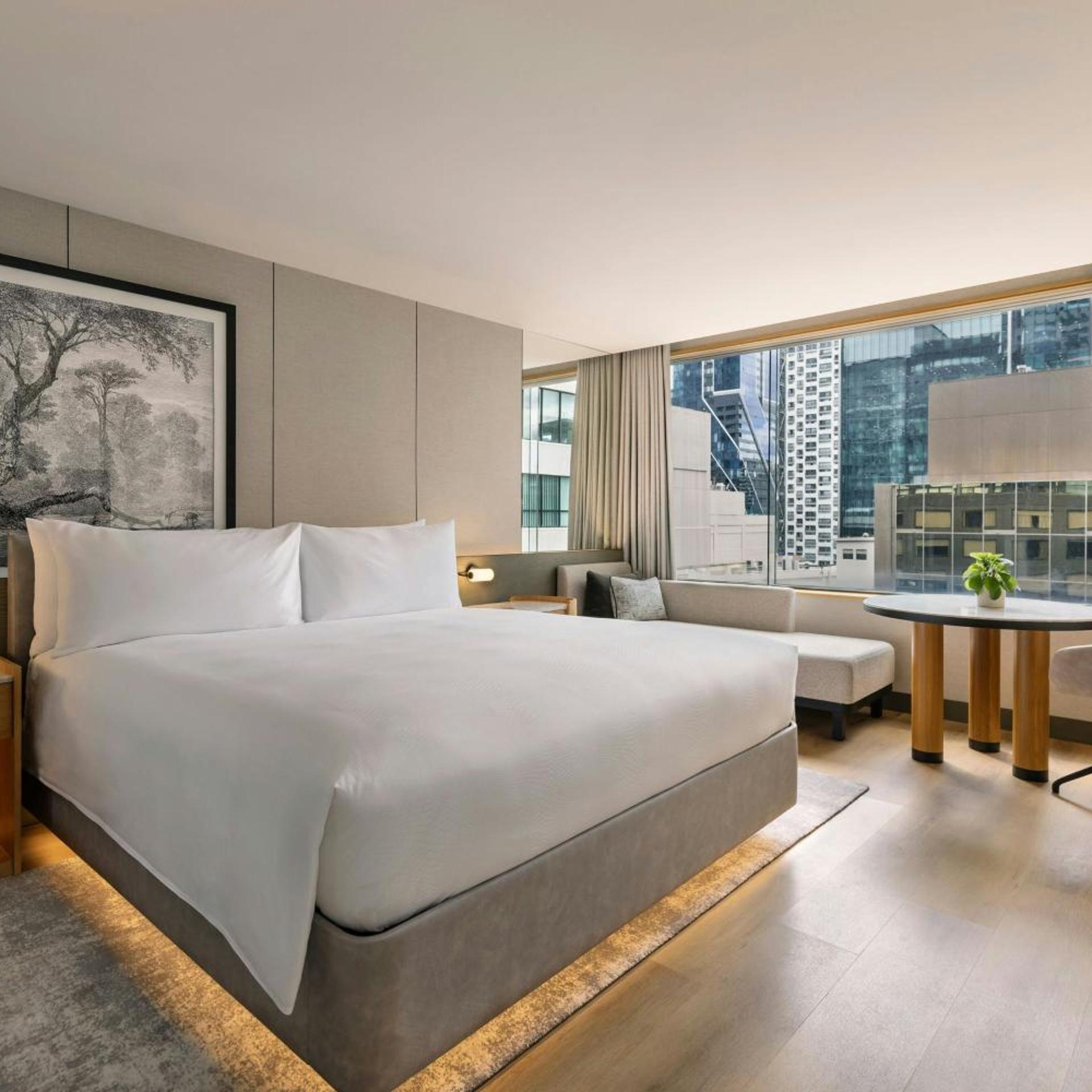 1 Bedroom, Sky, Executive, Suite, King Bed, Tower View