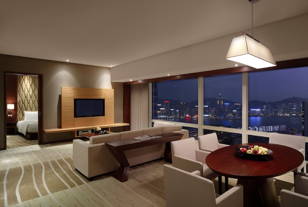 HYATT REGENCY HONG KONG TSIM SHA TSUI 39/55