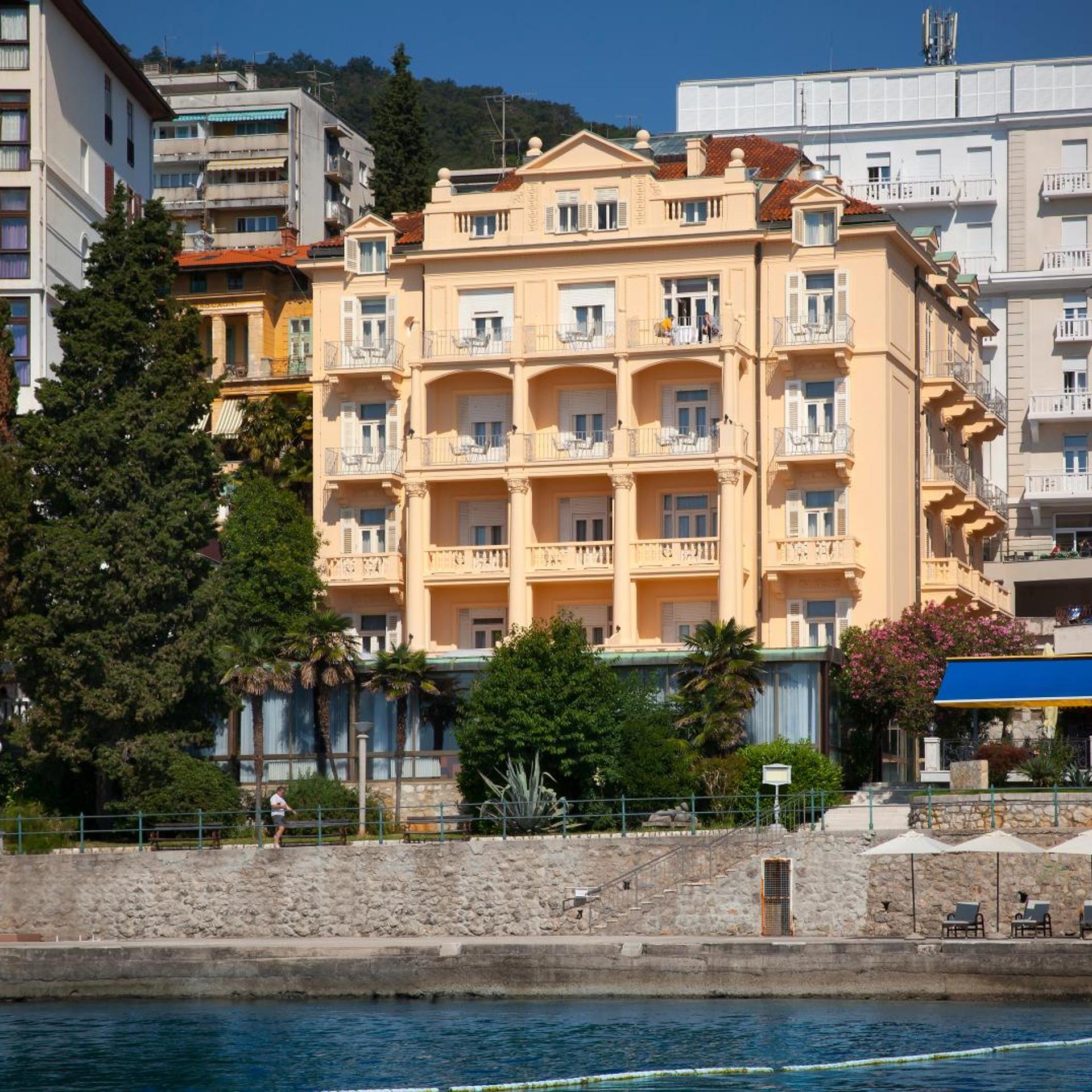 Hotel Lungomare in OPATIJA