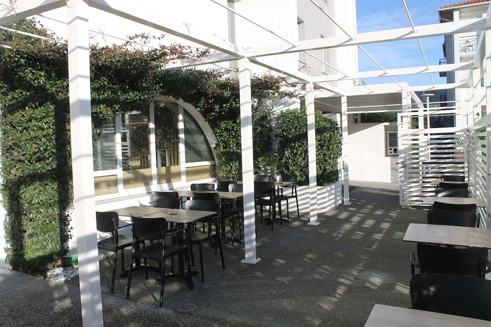 Kyriad Anglet Biarritz 26/58