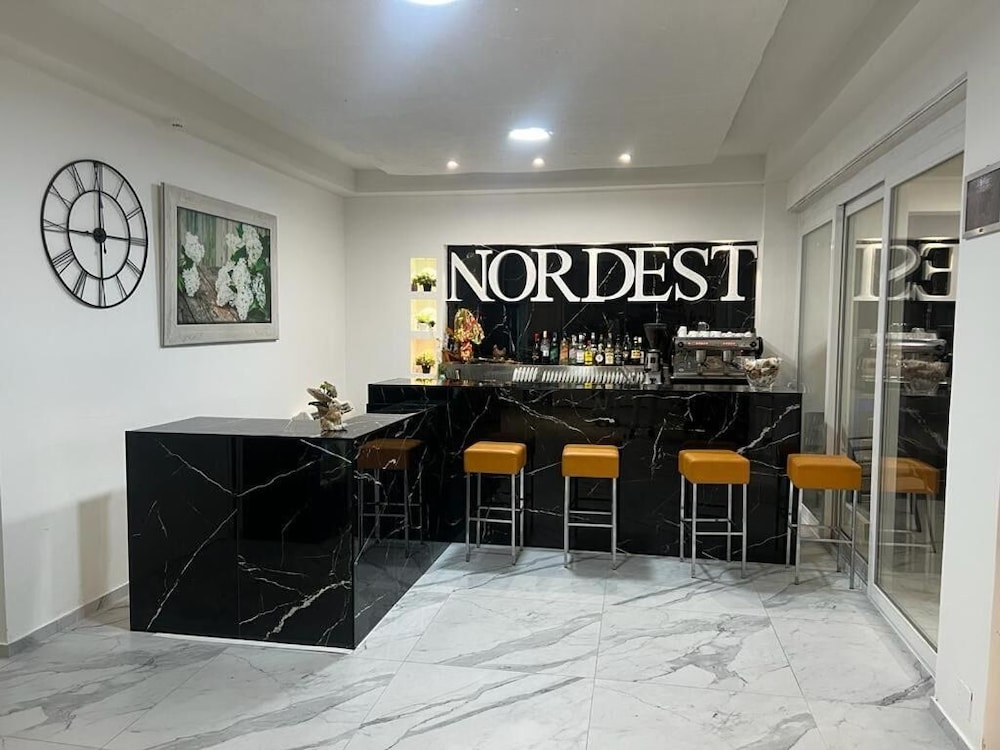 Hotel Nord Est 13/18