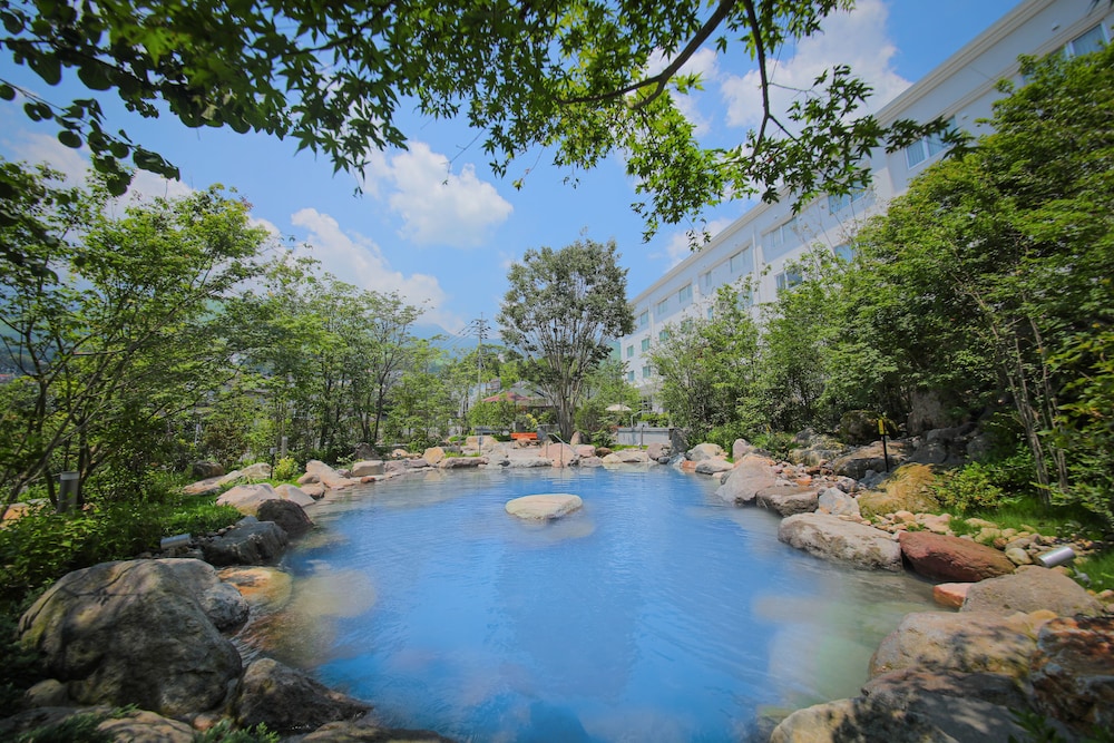 Morinoyu Resort 58/65