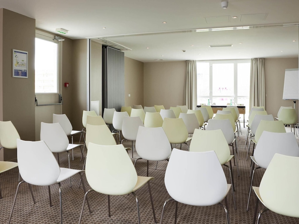 ibis Styles Compiegne 34/37