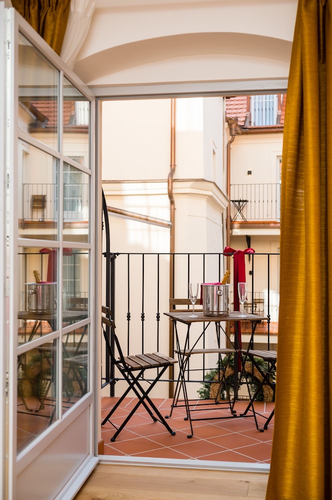 Empirent Apartments Prague Castle 29/50