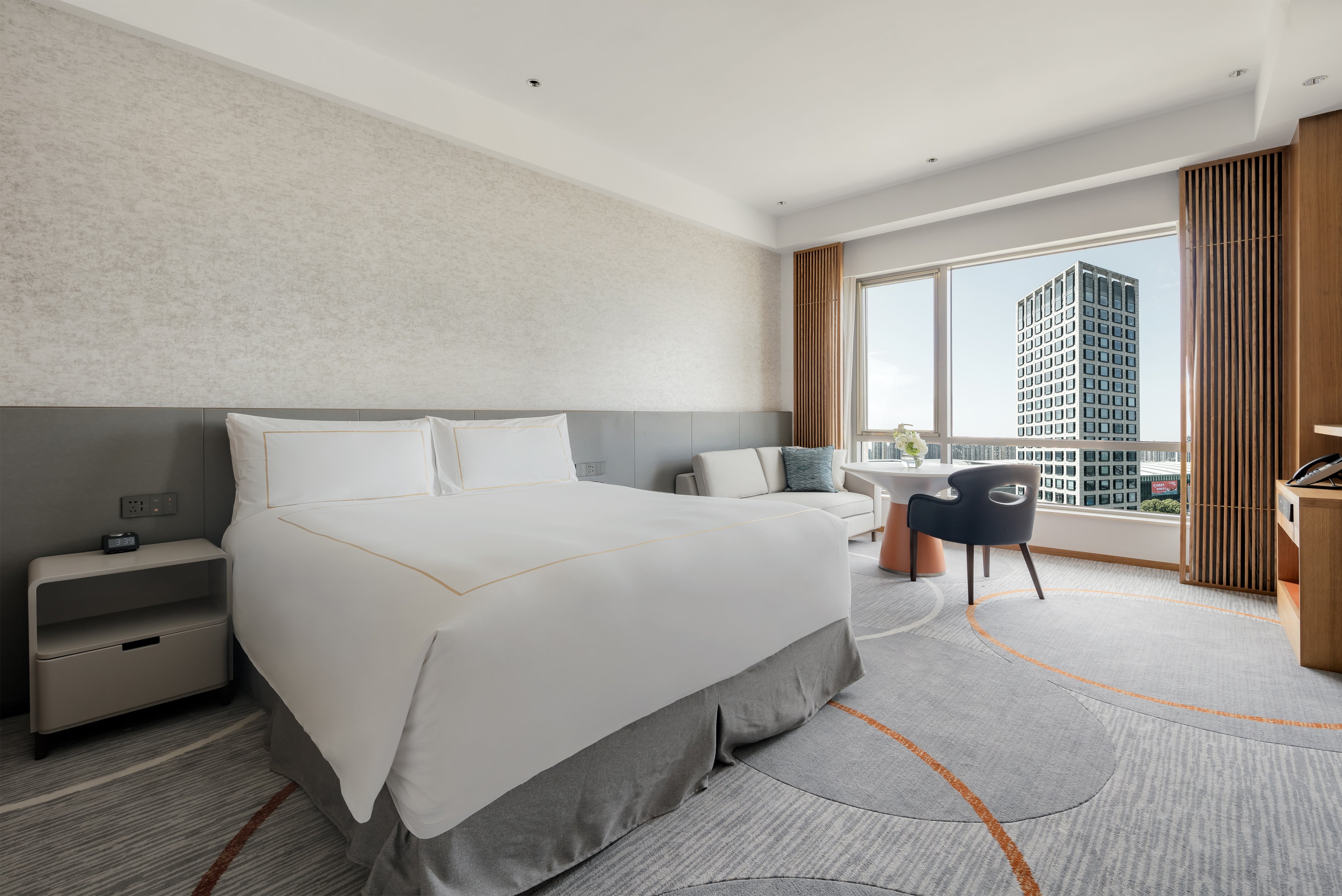 Classic, King Bed, High Floor