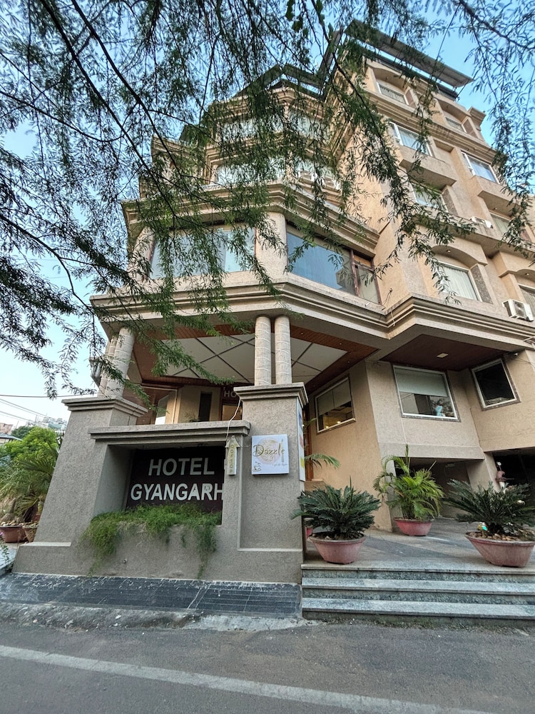 Hotel Gyan Garh Udaipur 5/49