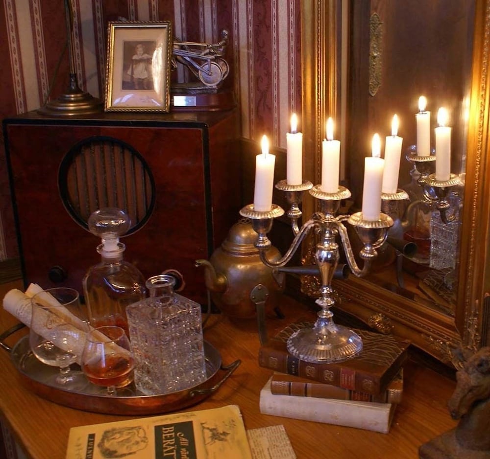 Hotell Tinget 13/24