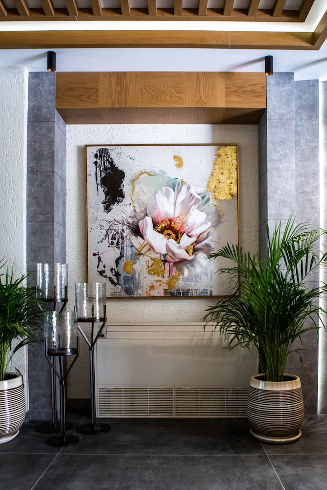 Hay Hotel - Adult Only 7/48