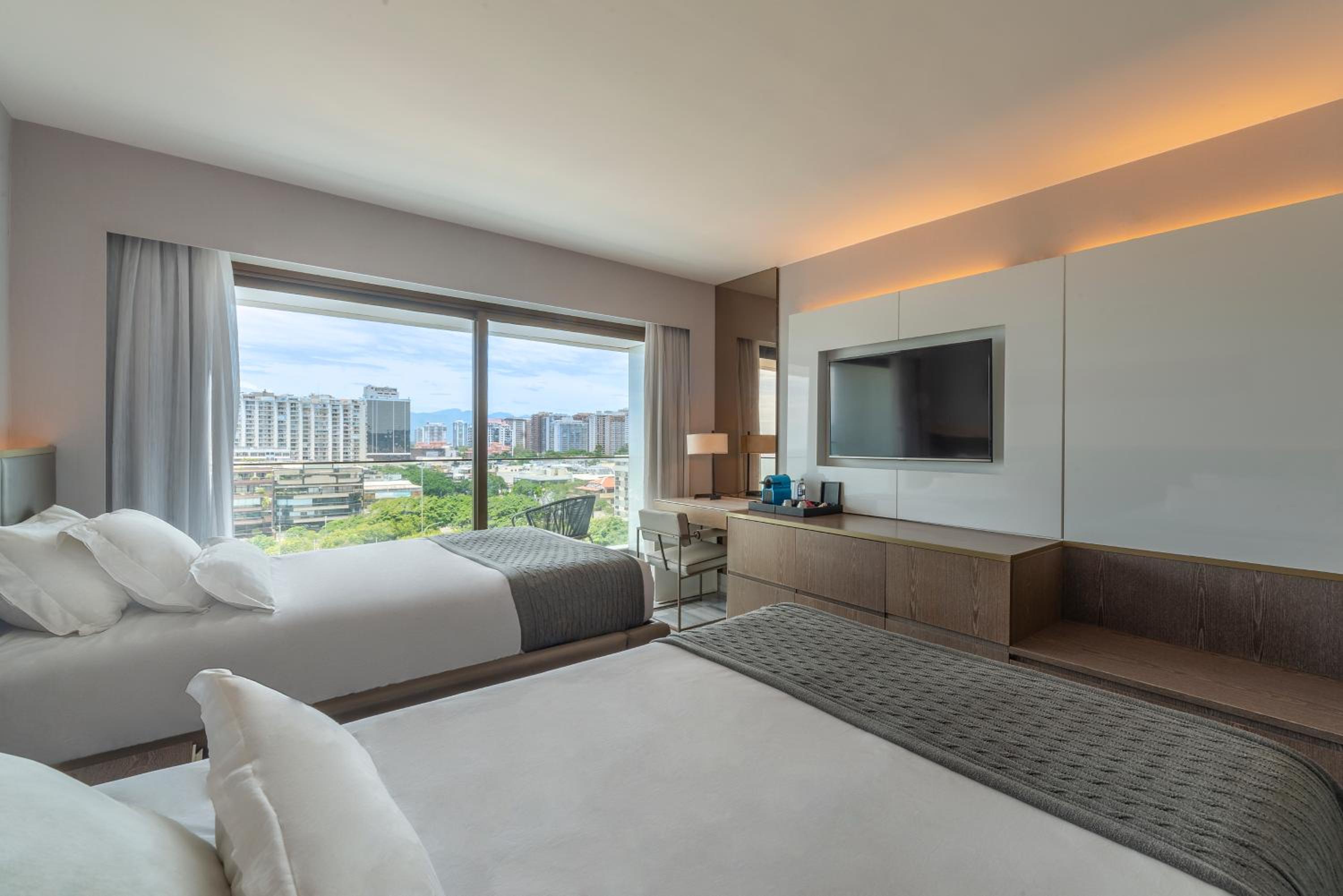 Room, Double Bed, Lateral Side Sea View