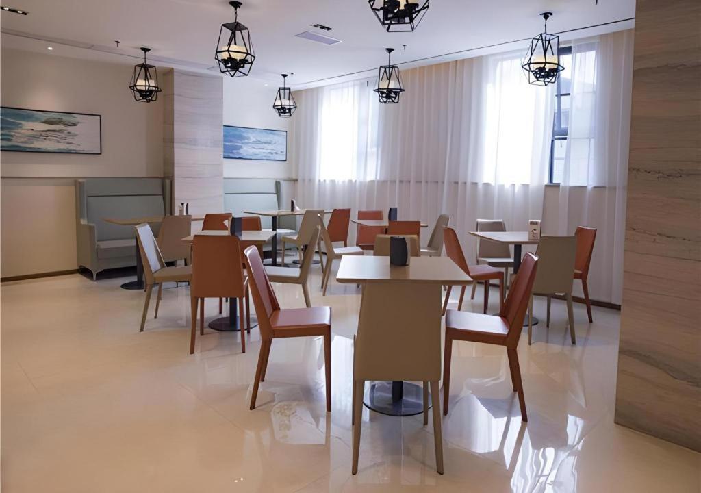 City Comfort Inn Hainan Tunchang Changsheng Road 45/50