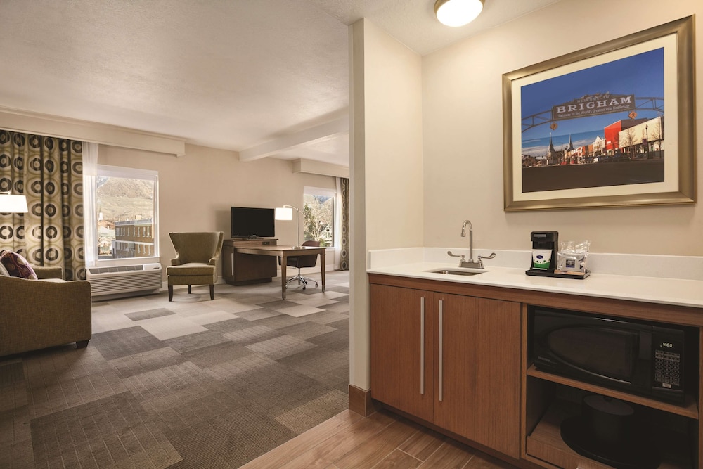Hampton Inn Brigham City 9/39