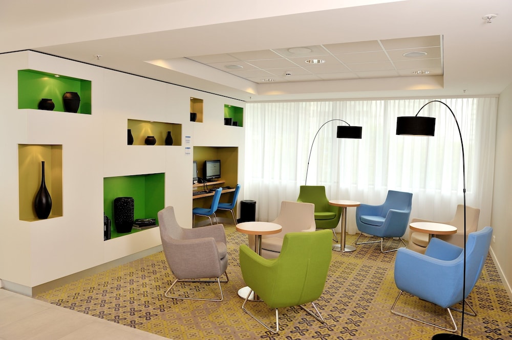 Holiday Inn Express Amsterdam Arena Towers 49/74