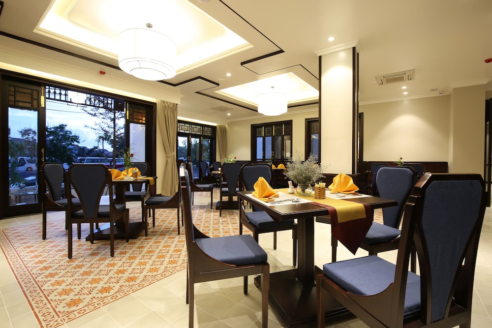 Laluna Hoi An Riverside Hotel & Spa 59/71