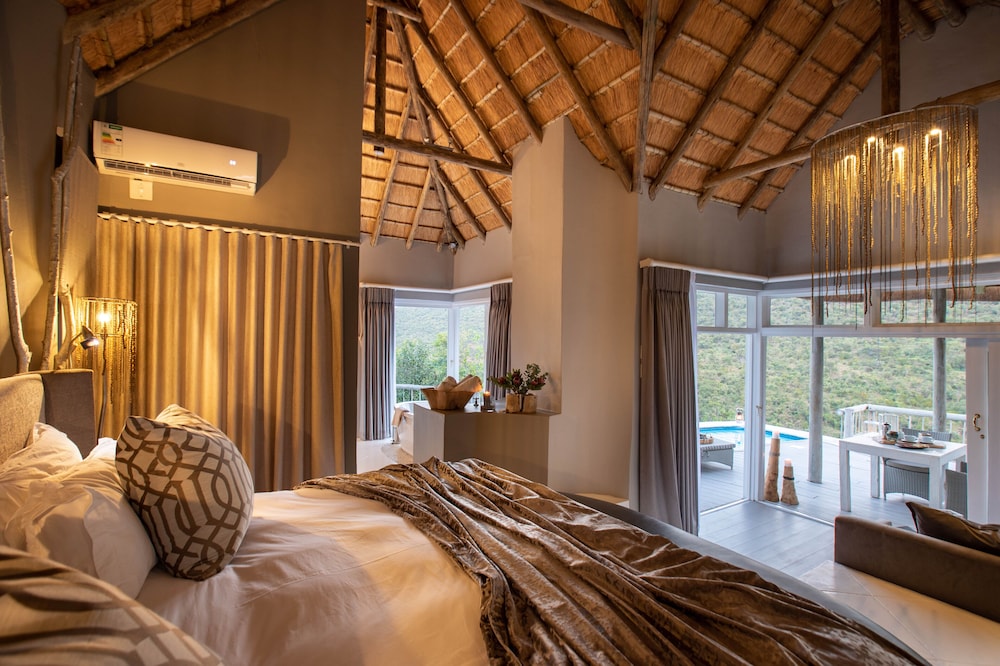 Clifftop Exclusive Safari Hideaway 6/37