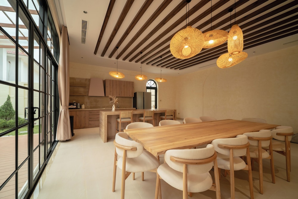 Mercury Phu Quoc Resort & Villas 60/63