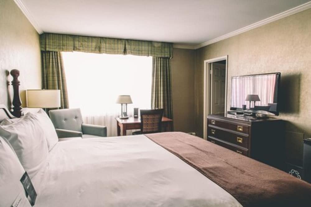 The Hotel on Pownal 18/57