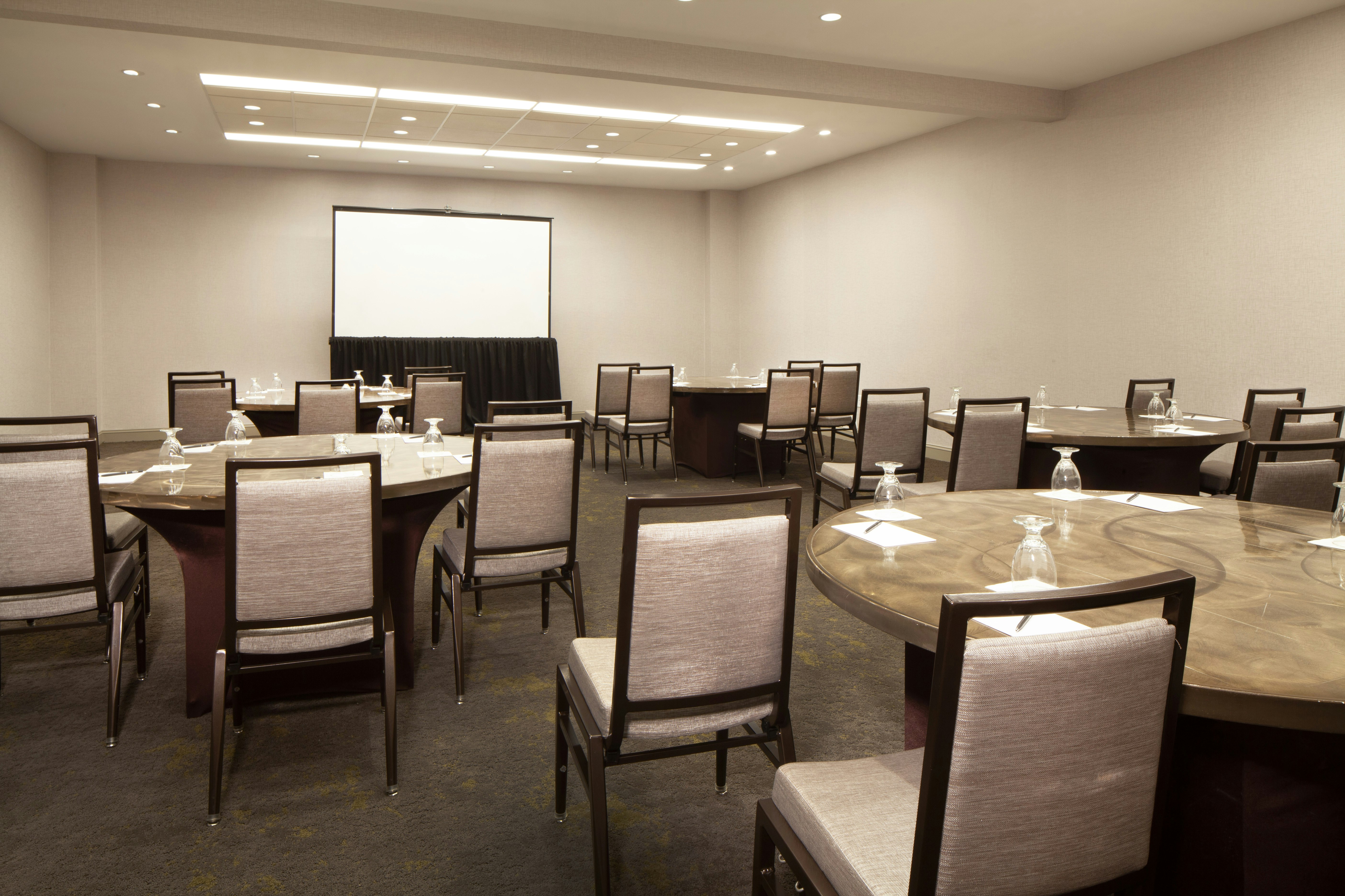 Hilton Marietta Hotel Conference Center 59/82