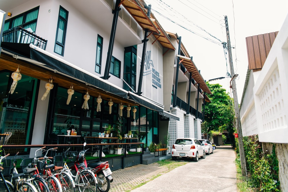 Wealth Boutique Hotel 68/71