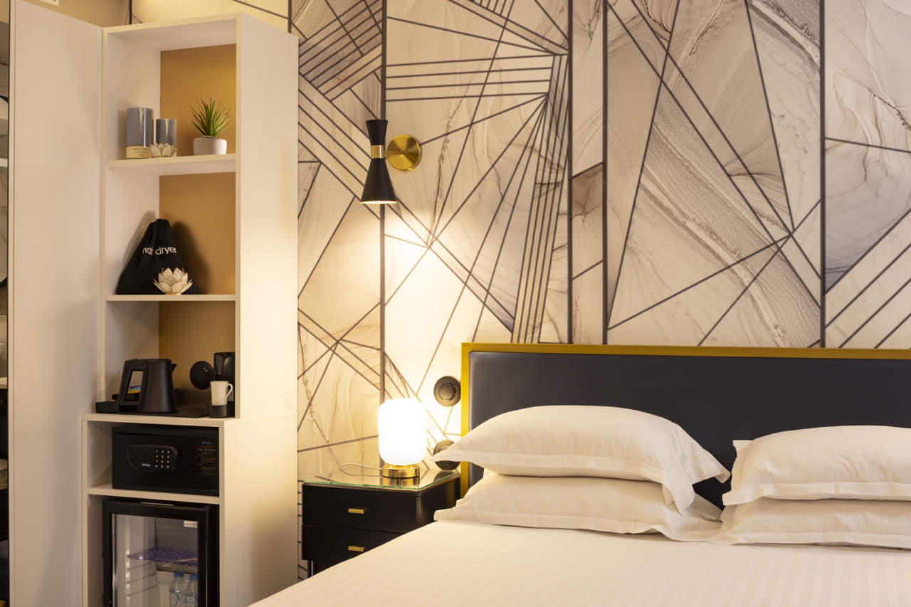 Hotel Mondial 75/100