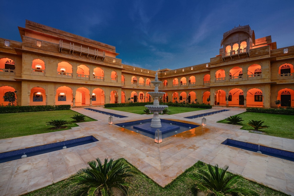 HOTEL JAISALKOT 22/28
