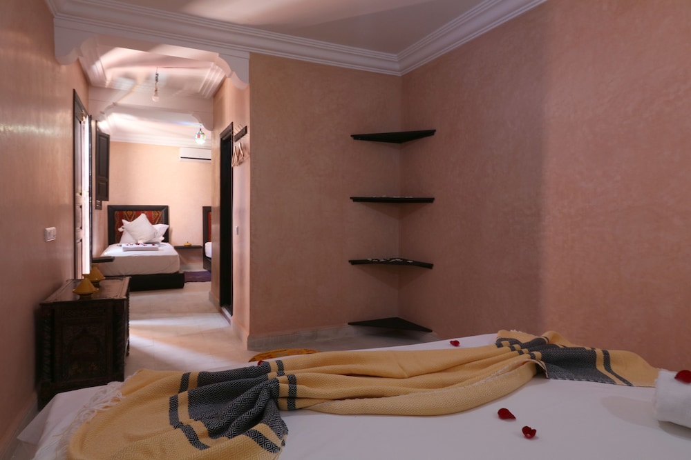 Riad Elite 47/75