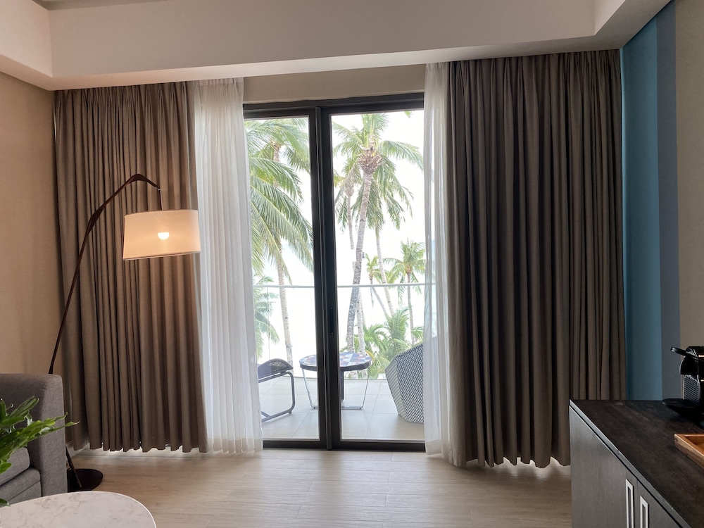 The Lind Boracay 27/70