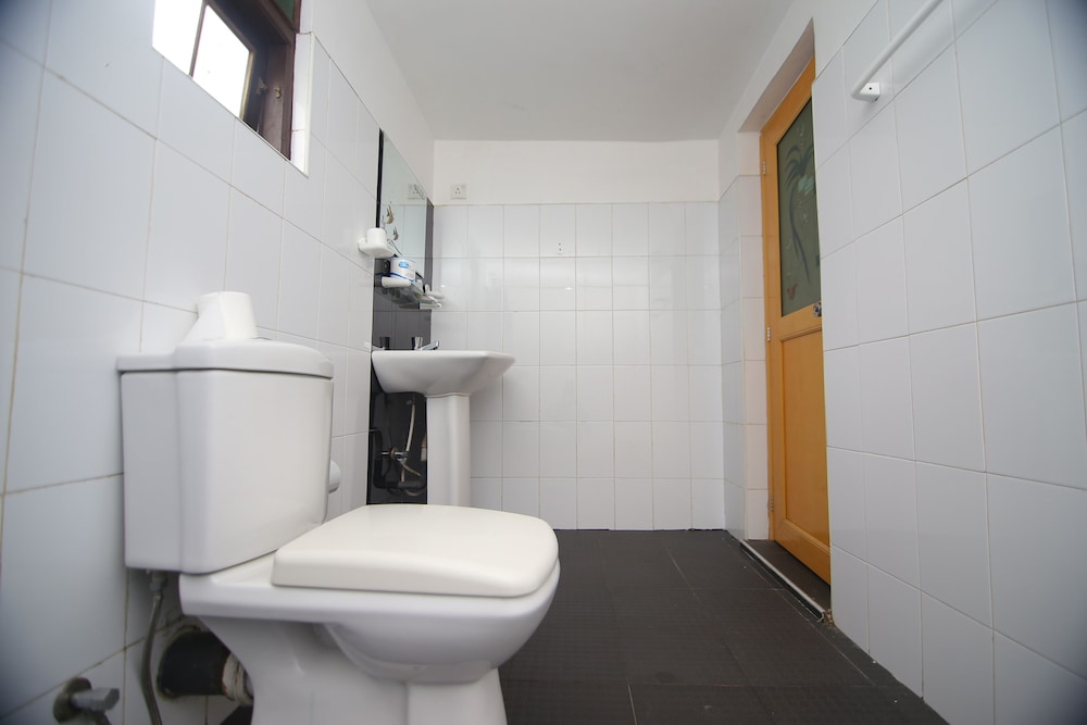 Thilaka City Hotel 43/44