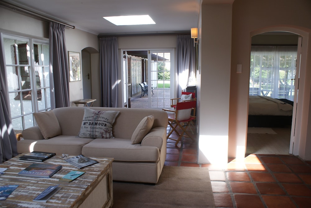 Whale Rock Luxury Lodge 50/65