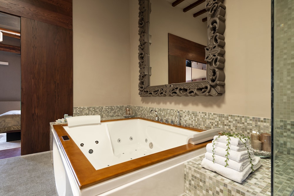 Ara di Marte Suites 55/61