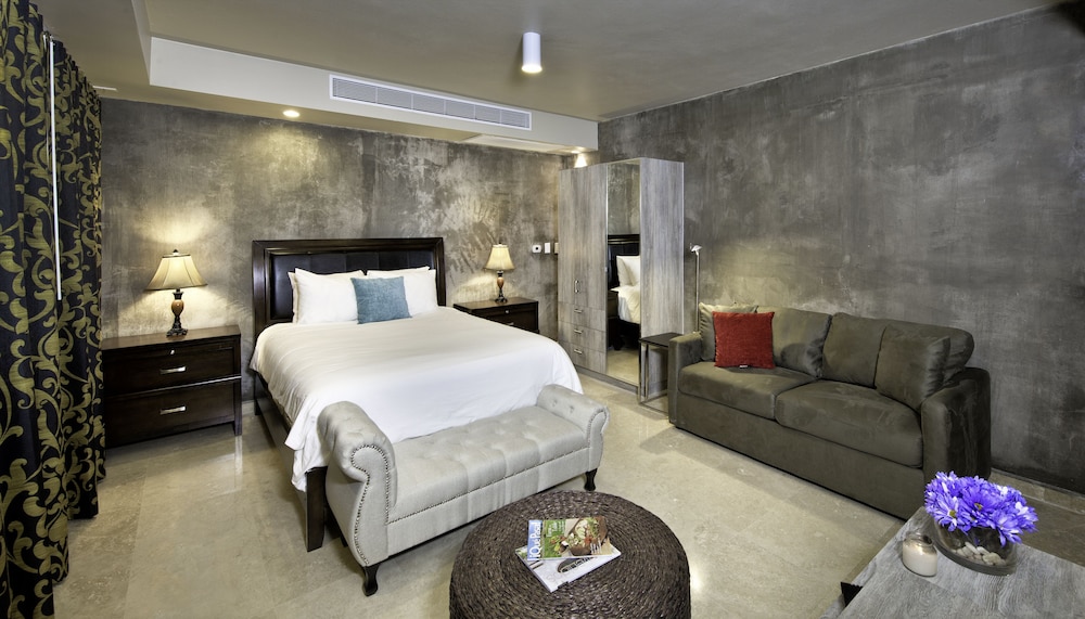 CIQALA Luxury Suites 21/75