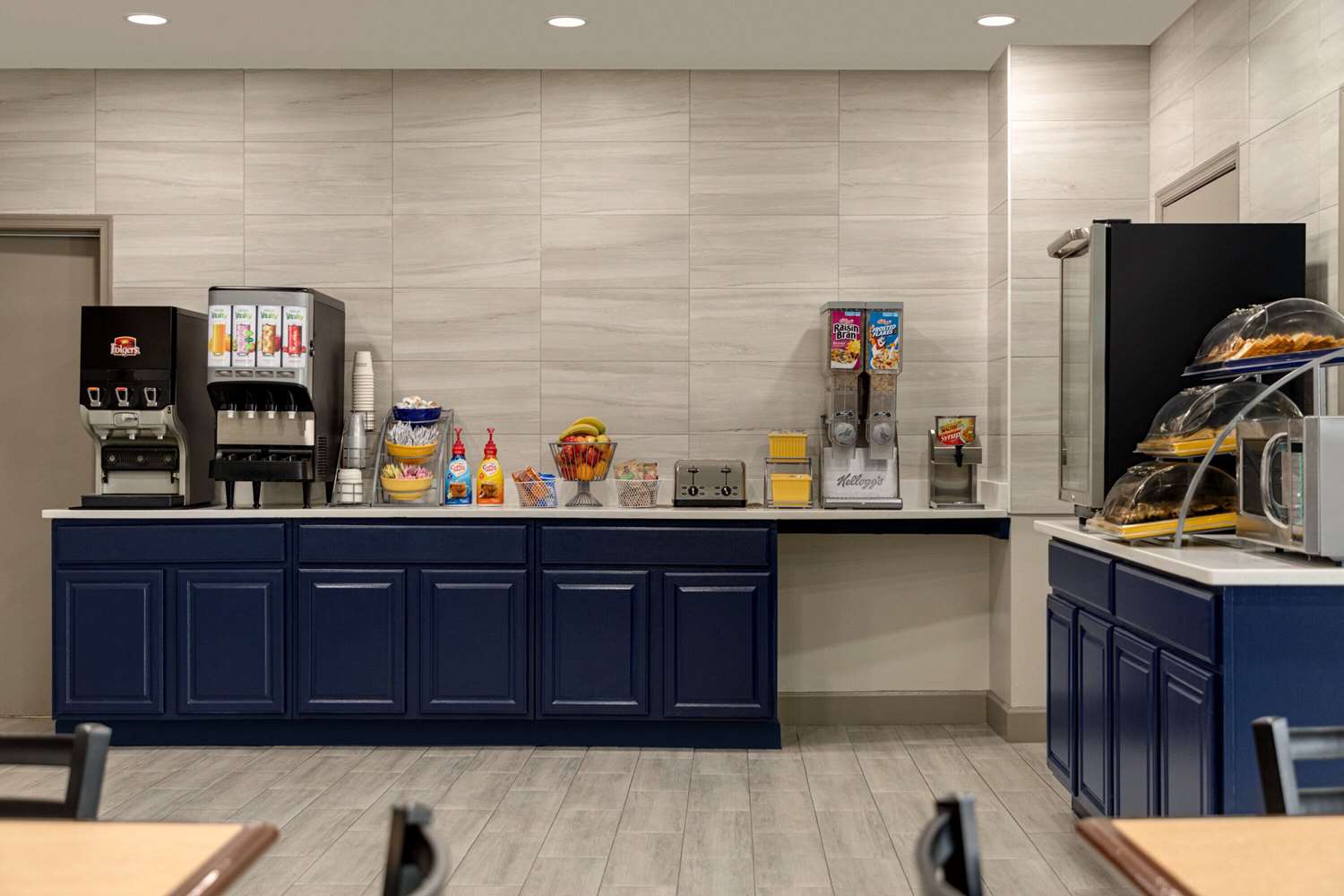Days Inn by Wyndham Emporia 15/16