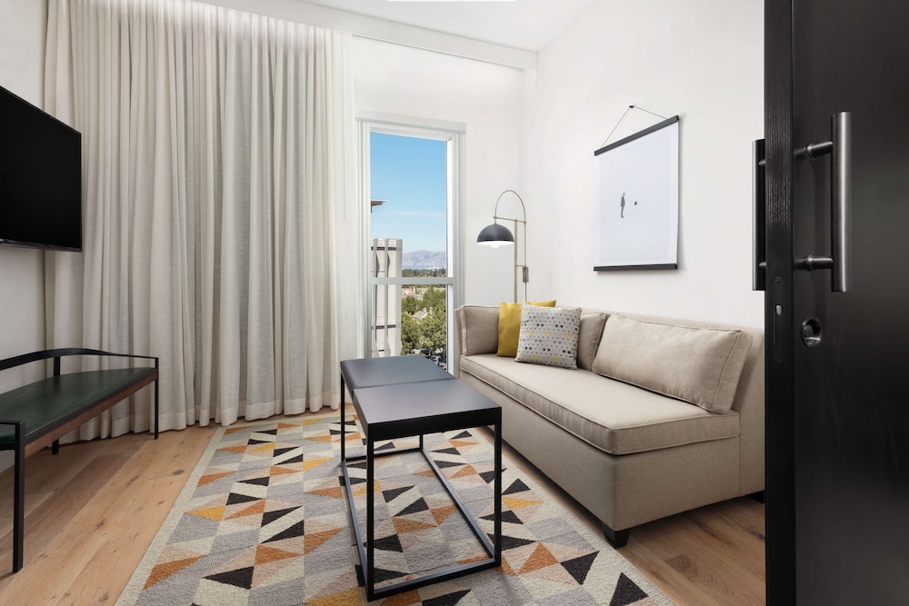 Hyatt Centric Mountain View 42/70