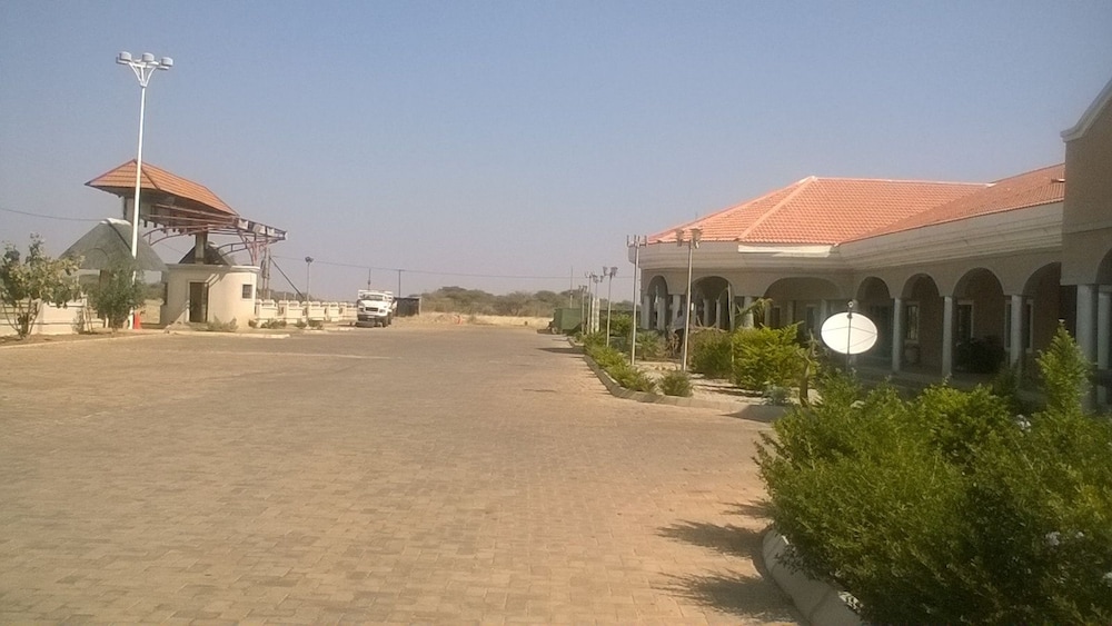 Sahara Stones Hotel 24/50