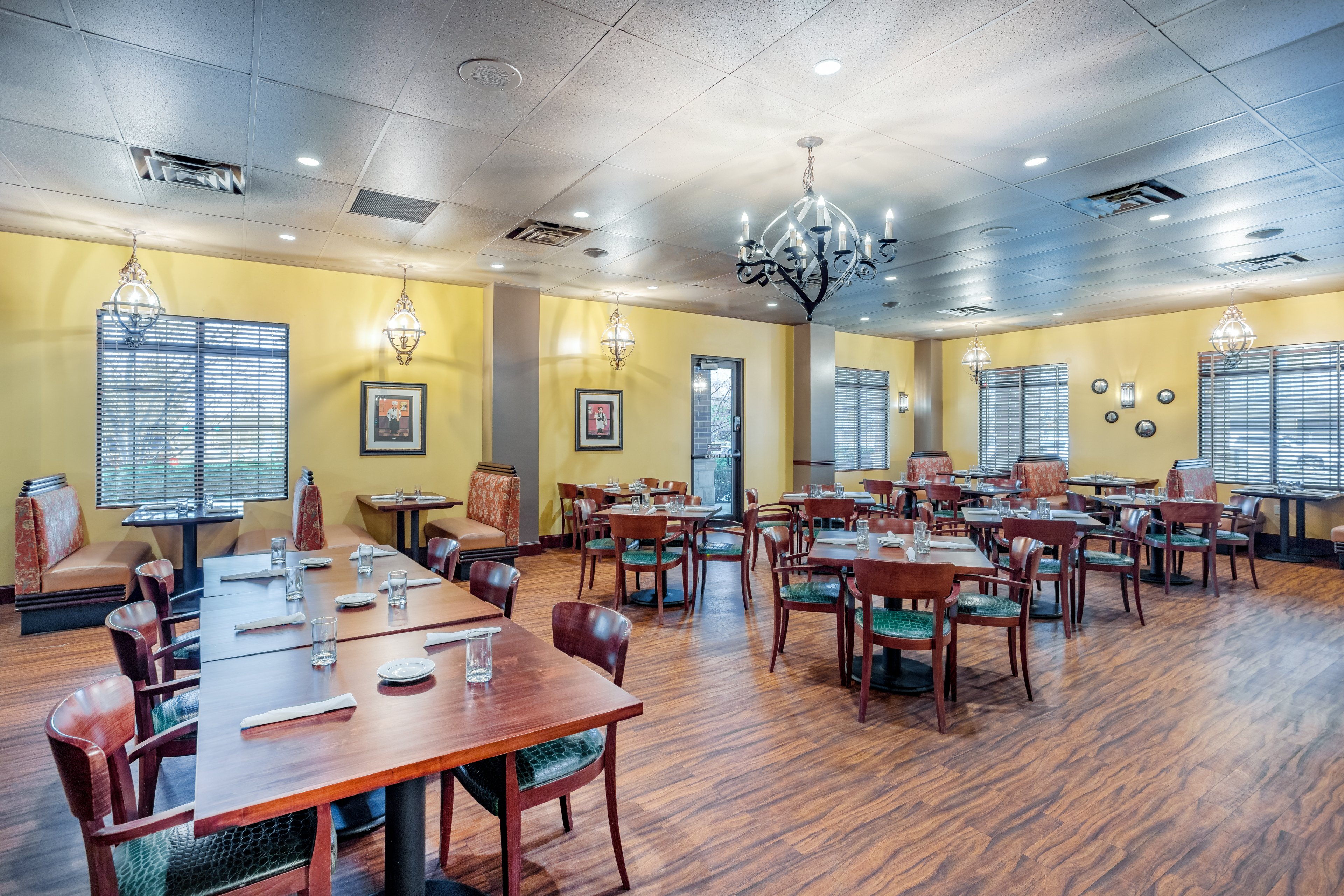 Holiday Inn Lafayette-City Centre 40/47