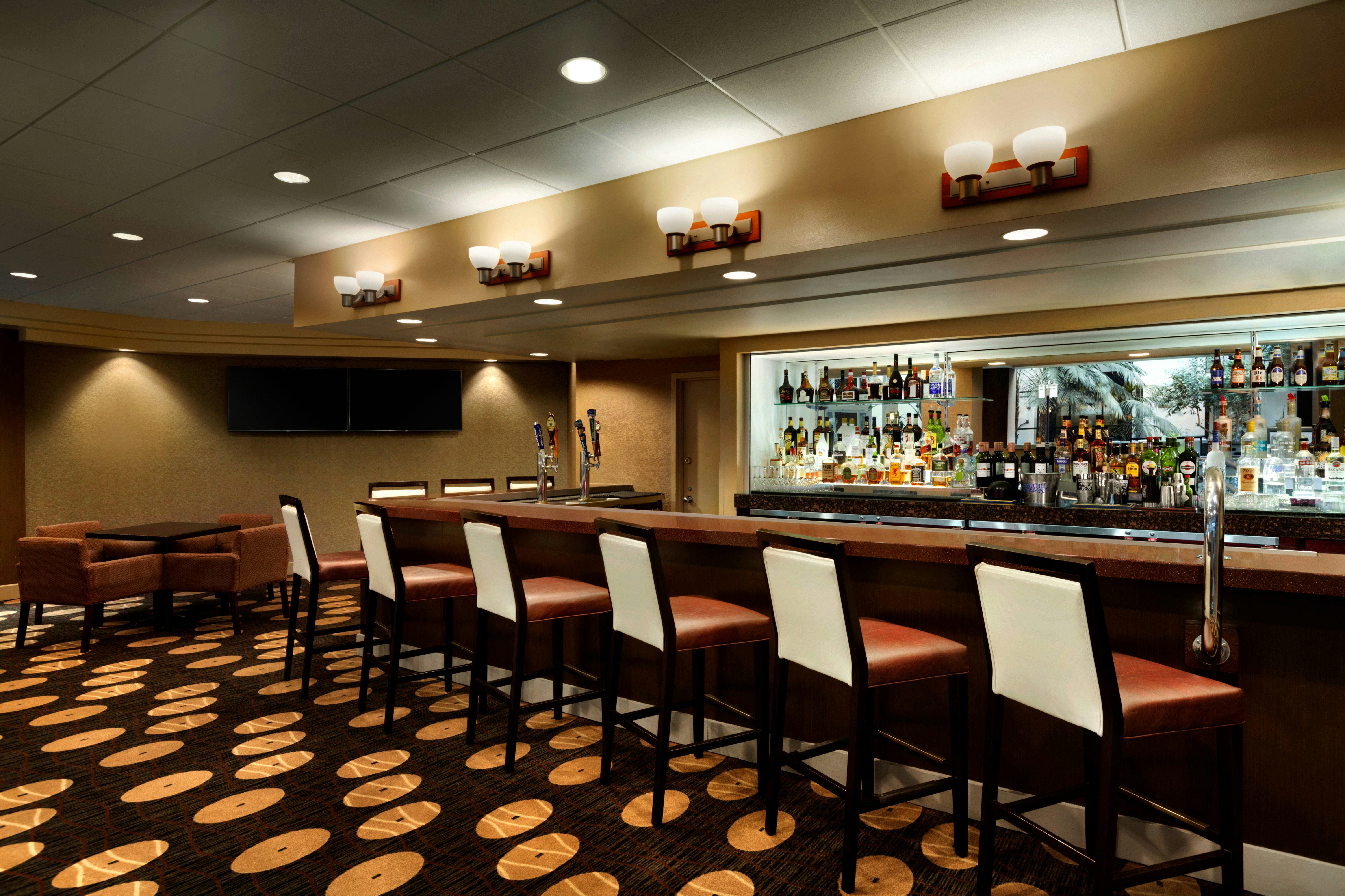 Embassy Suites by Hilton Piscataway Somerset 55/59