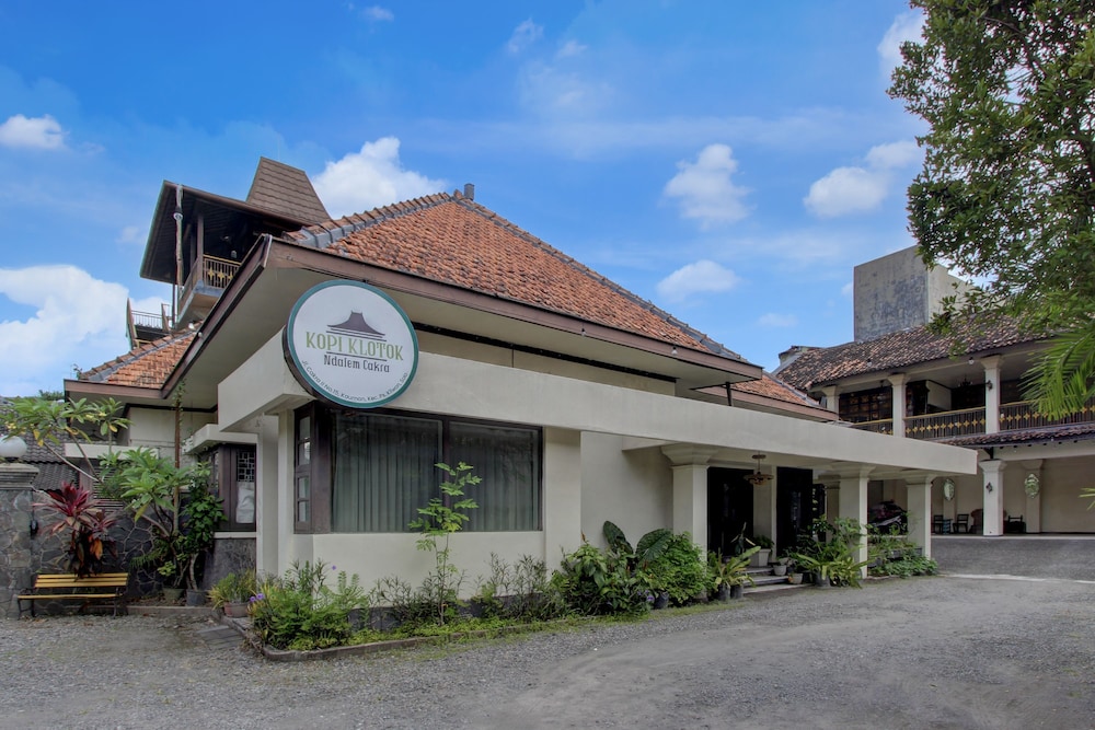 Hotel O near Kampung Batik Kauman formerly Chakra Homestay 写真1