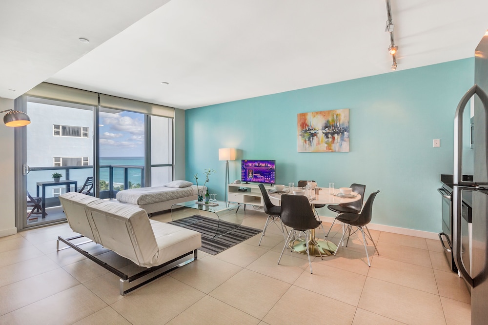 Dharma Home Suites Miami At Monte Carlo 35/53