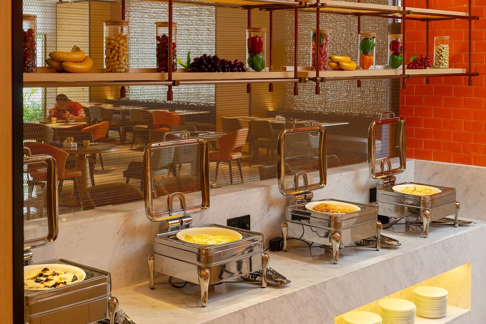REZEN SELECT Hotel Guangzhou Baiyun Airport 51/62