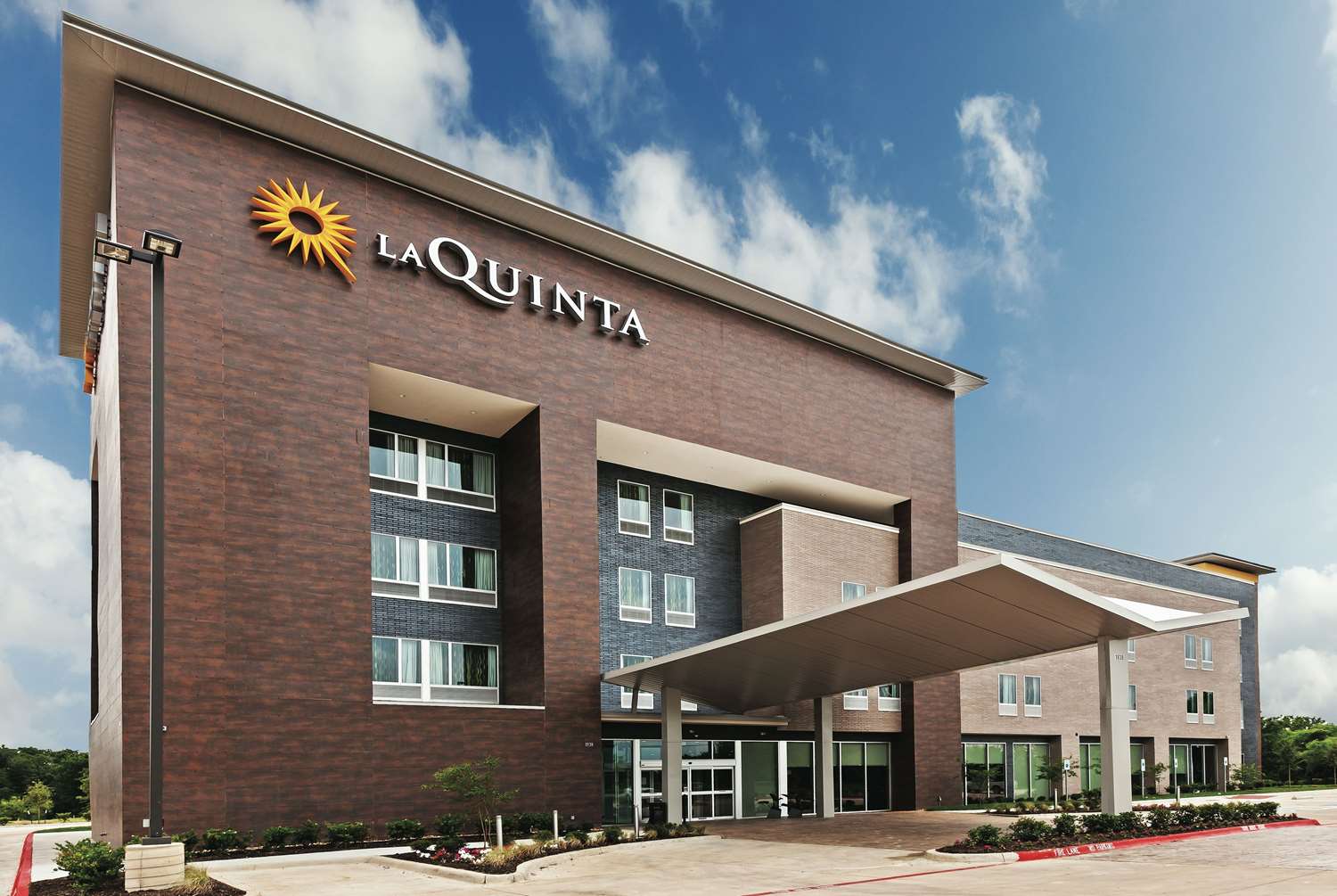 La Quinta Inn & Suites by Wyndham College Station South 7/64