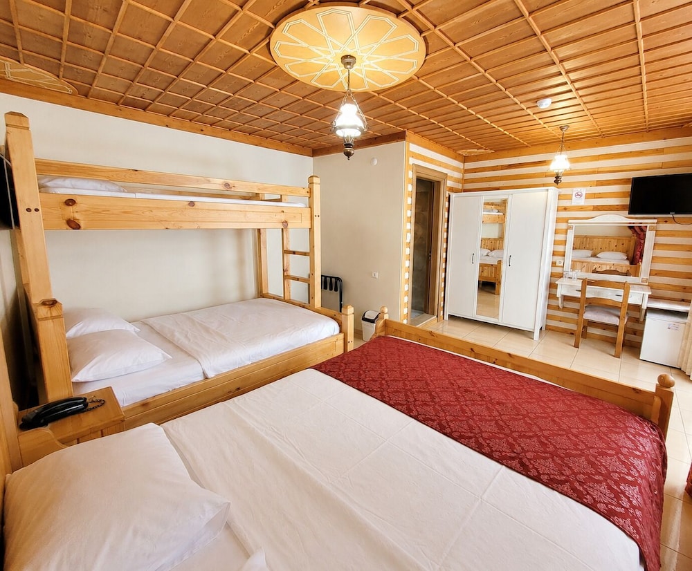 Saruhan Hotel 24/57