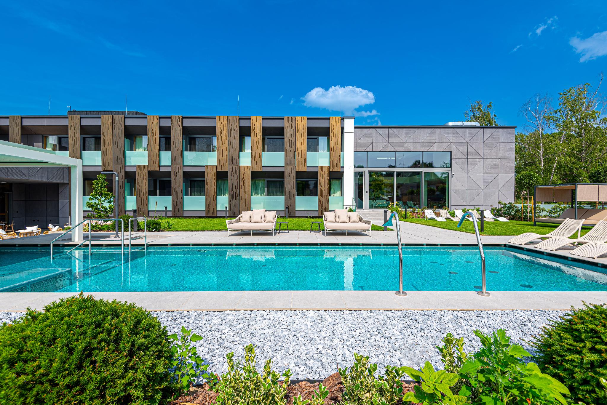 REED Luxury Hotel by Balaton (REED Boutique Hotel & Bistro) 1/25