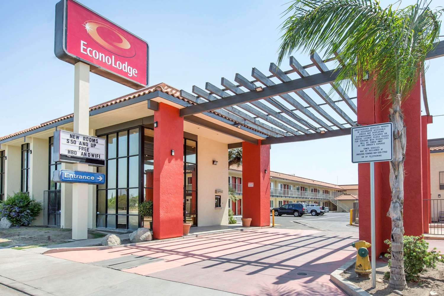 Baymont by Wyndham Bakersfield 6/7